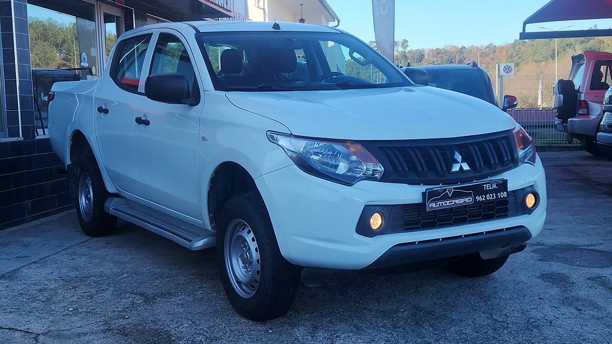 Mitsubishi L200 2.4 DI-D   4X2