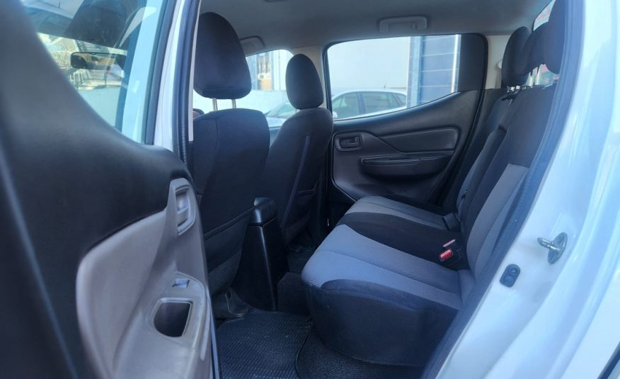 Mitsubishi L200 2.4 DI-D   4X2