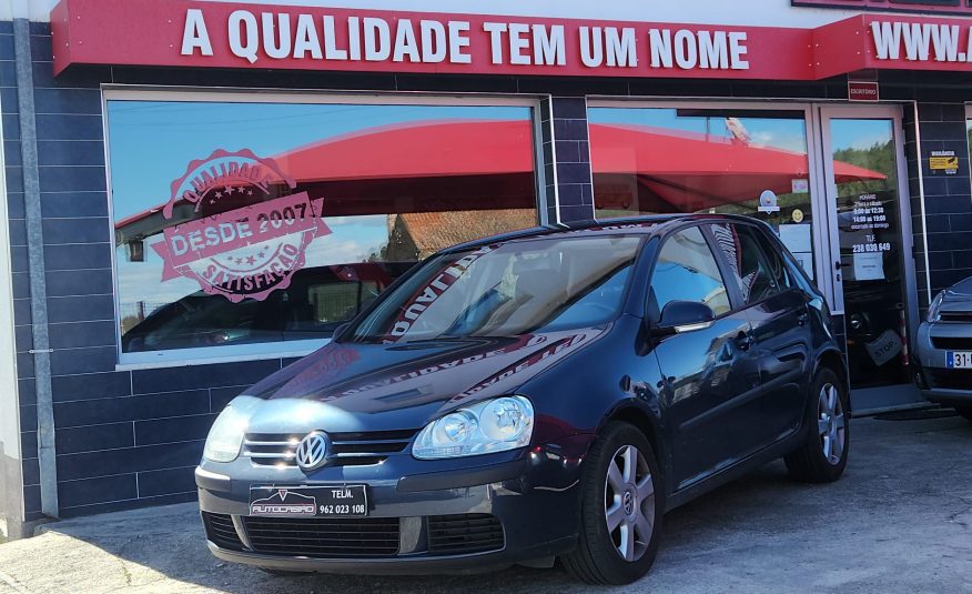 Volkswagen Golf V 1.9 TDi