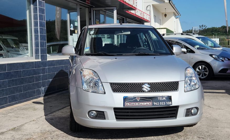 SUZUKI Swift Diesel 1.3 DDiS GLX