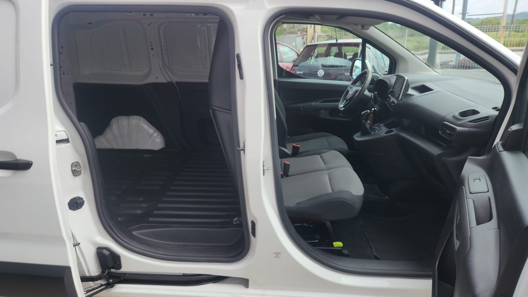 Opel Combo 1.5 Cdti L2H1