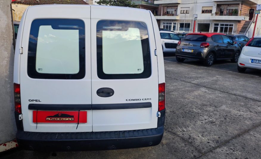 Opel Combo 1.3 Cdti