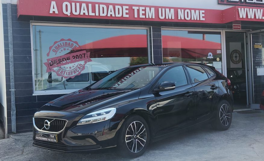Volvo V40 2.0 D2 Momentum Geartronic