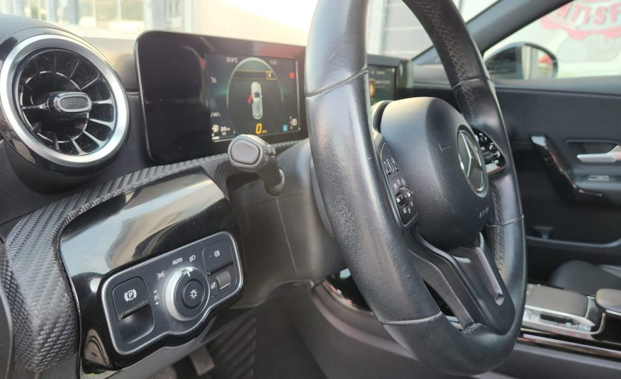 MERCEDES-BENZ Classe A Diesel 180 d Style Plus Aut
