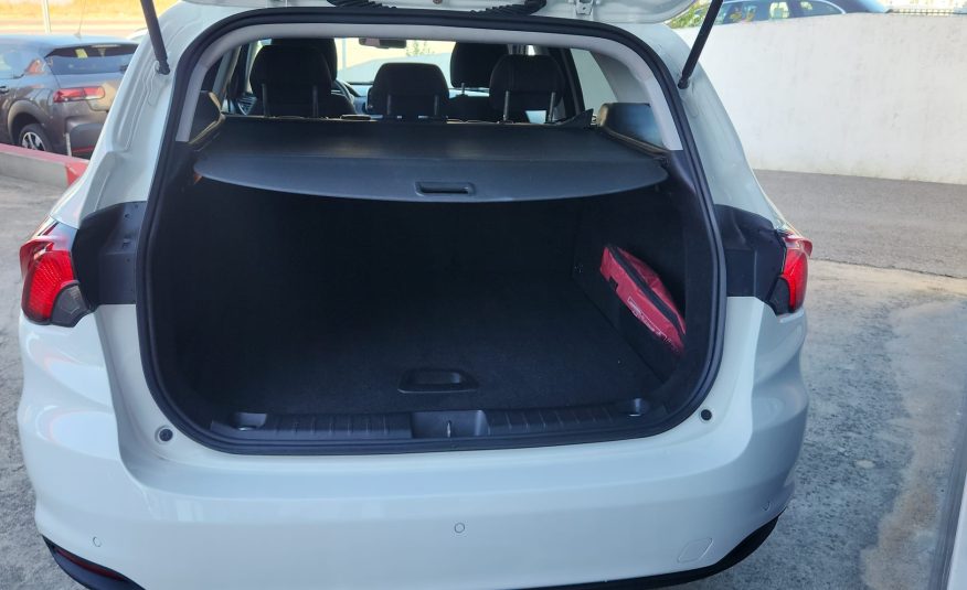 FIAT Tipo SW Diesel 1.6 M-Jet Lounge