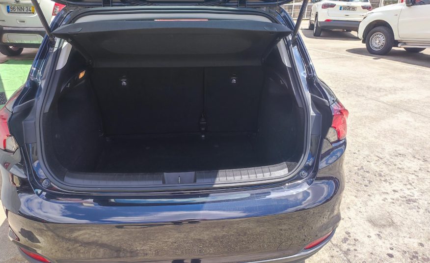 Fiat Tipo 1.3 M-Jet Lounge