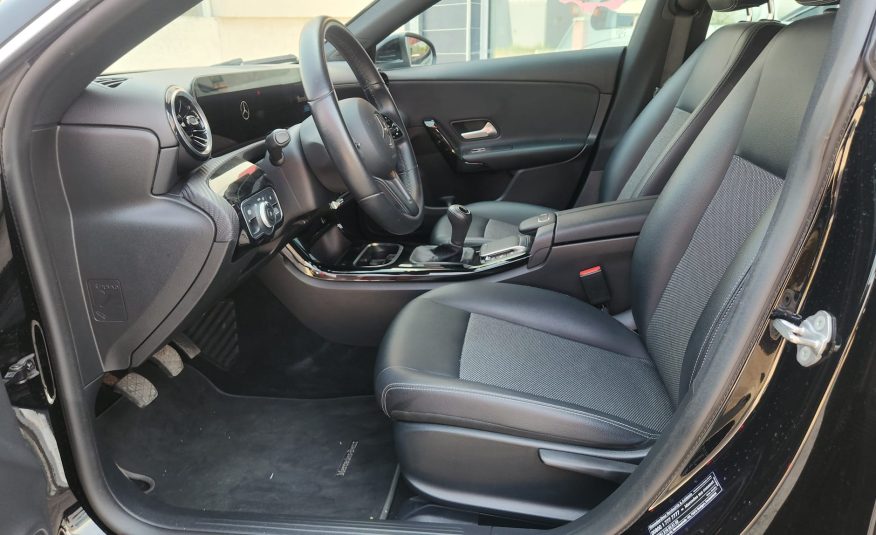 MERCEDES-BENZ Classe CLA Coupé 200 Style