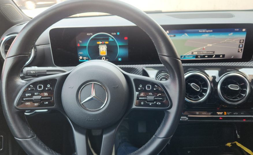 MERCEDES-BENZ Classe CLA Coupé 200 Style