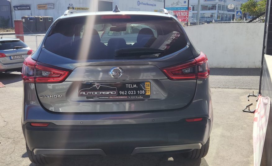 Nissan Qashqai 1.2 DIG-T N-Connecta