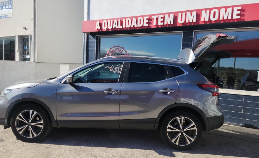 Nissan Qashqai 1.2 DIG-T N-Connecta