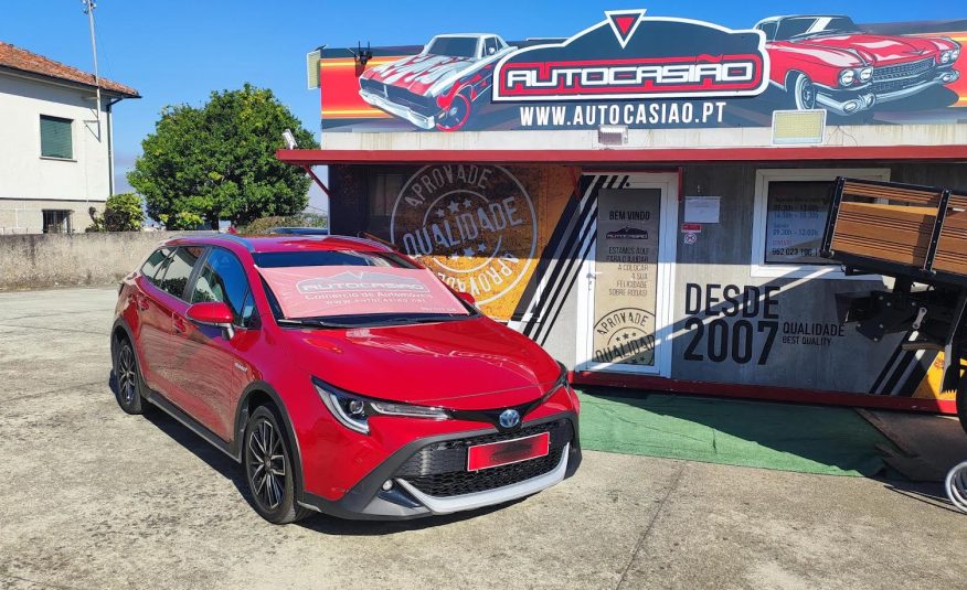 Toyota Corolla touring 2.0 híbrido Trek