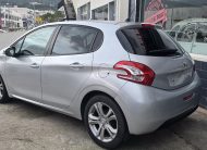 PEUGEOT 208  1.2 PURE TECH