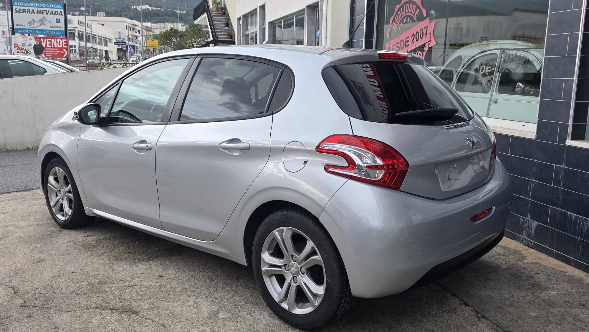 PEUGEOT 208  1.2 PURE TECH