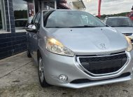 PEUGEOT 208  1.2 PURE TECH