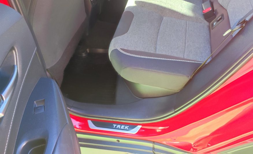 Toyota Corolla touring 2.0 híbrido Trek