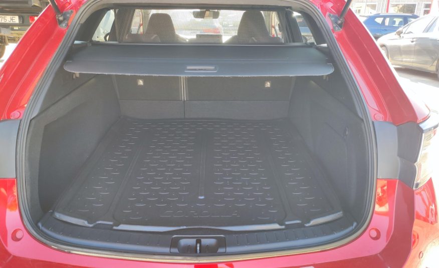 Toyota Corolla touring 2.0 híbrido Trek