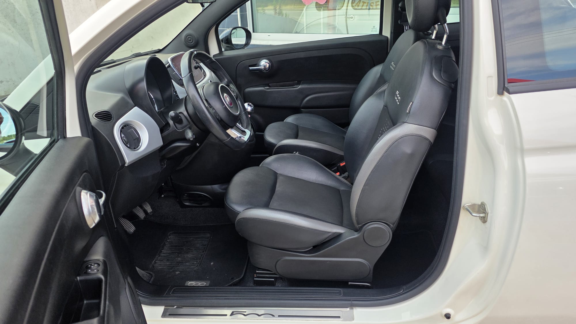 FIAT 500 1.0 Hybrid Connect