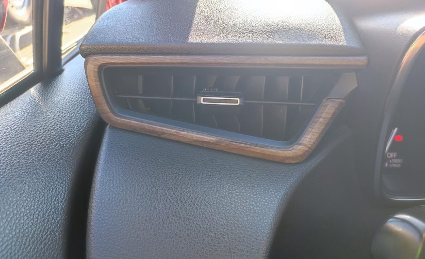 Toyota Corolla touring 2.0 híbrido Trek