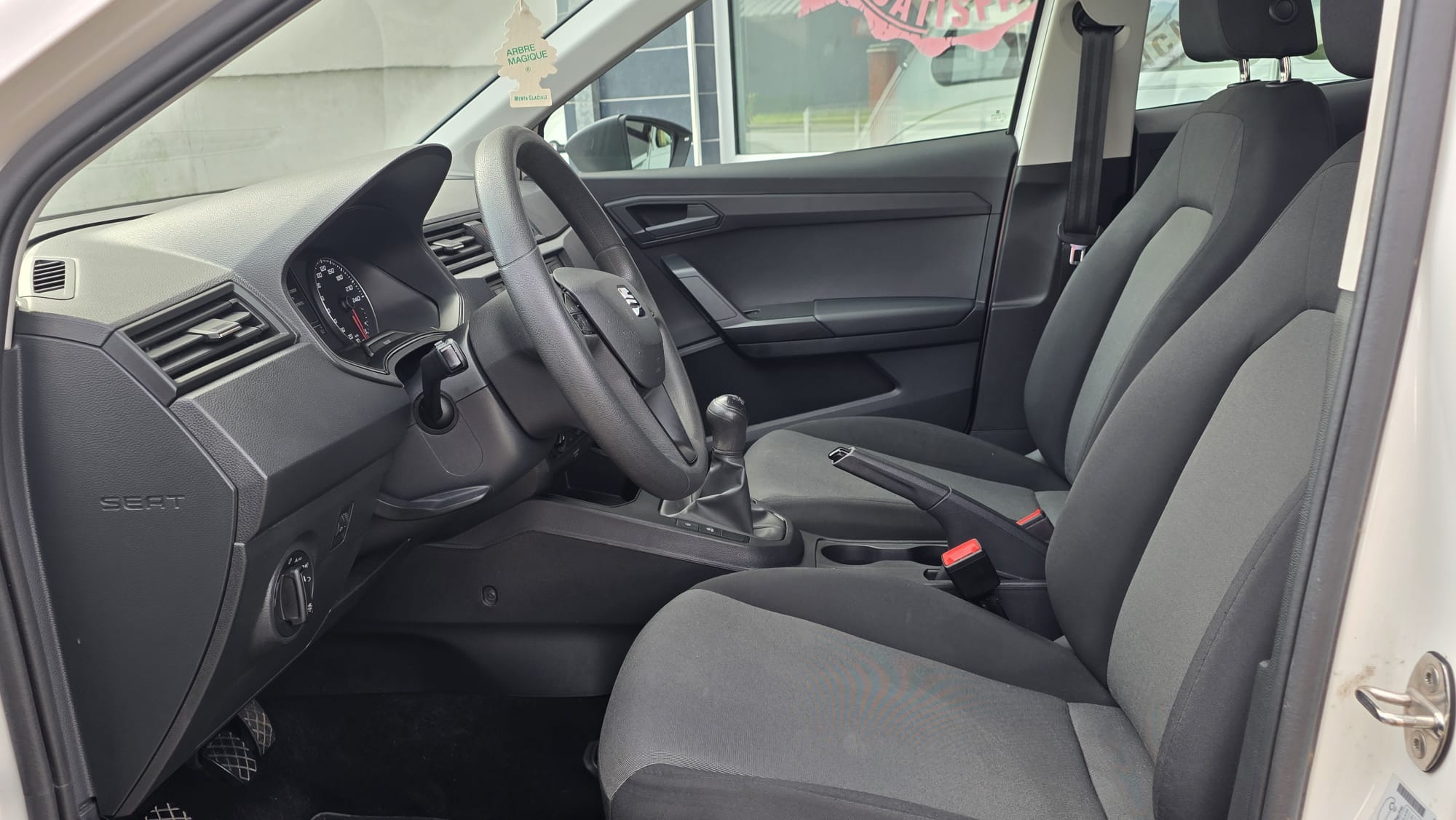 SEAT ARONA 1.0 TSI Referen Hatchback