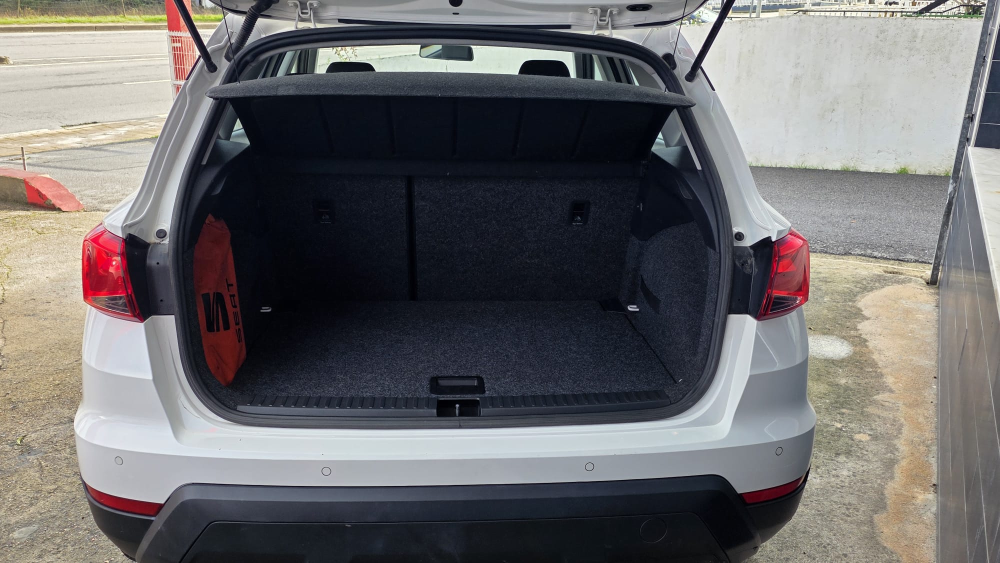 SEAT ARONA 1.0 TSI Referen Hatchback