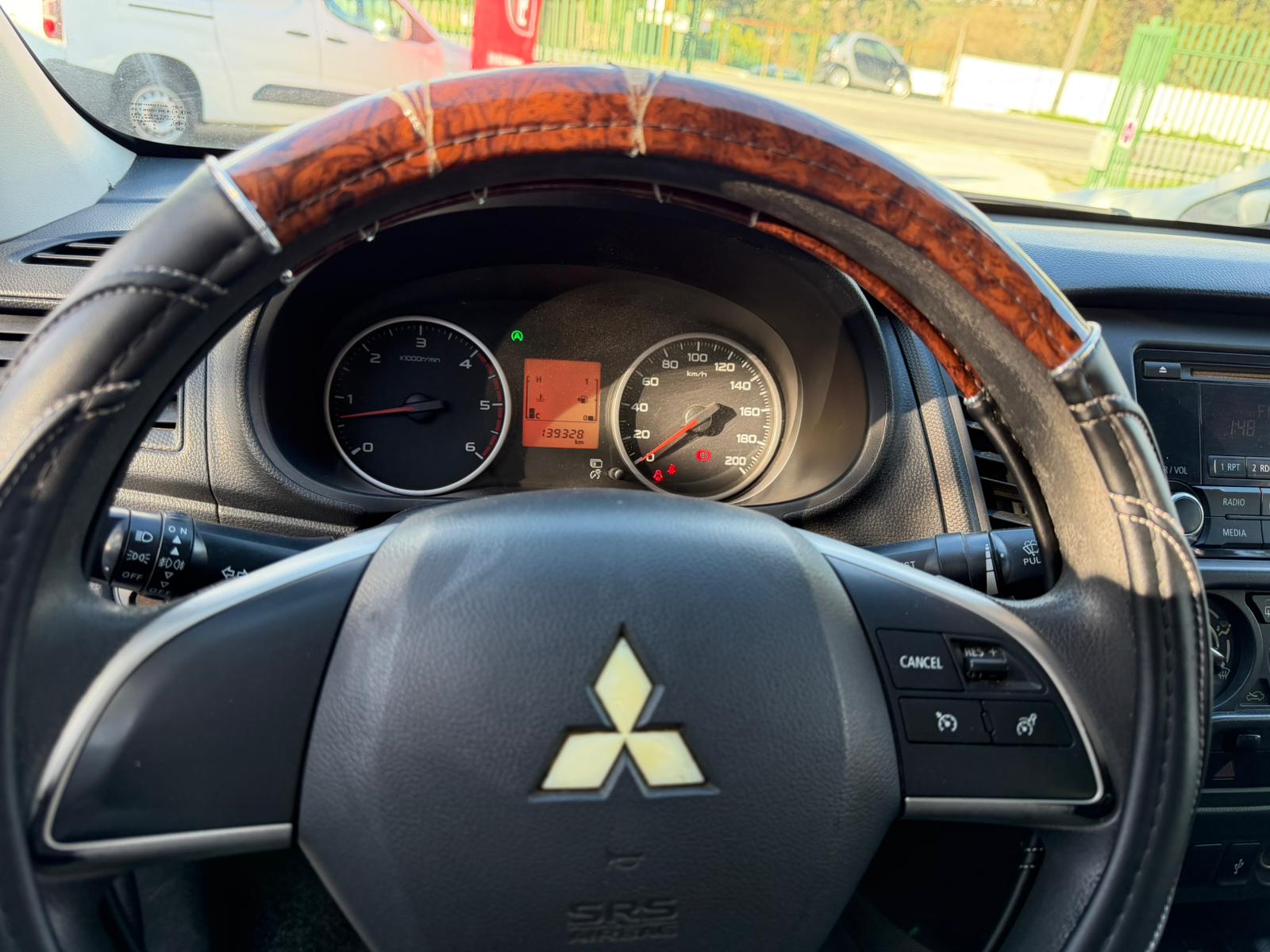 Mitsubishi L200 2.4 DI-D   4X2