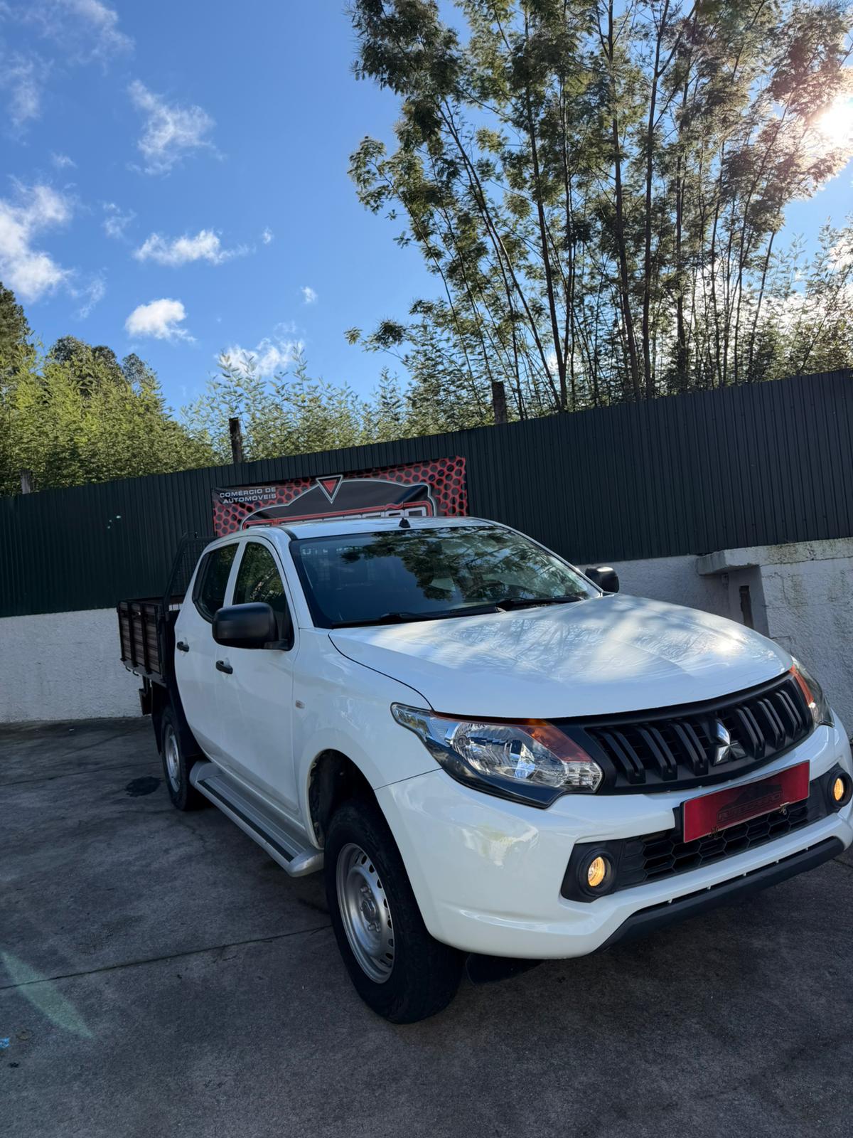 Mitsubishi L200 2.4 DI-D   4X2
