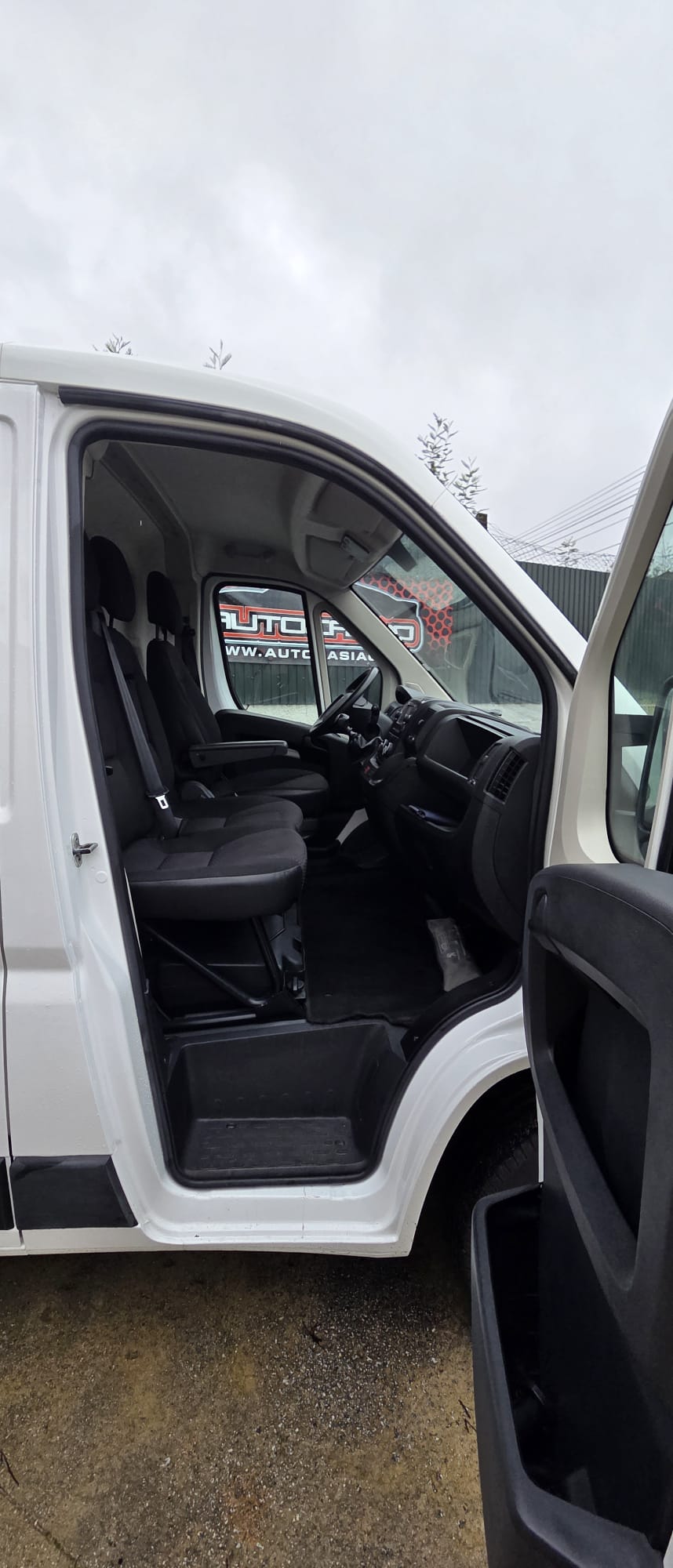 PEUGEOT BOXER 2.2 BlueHDi 333