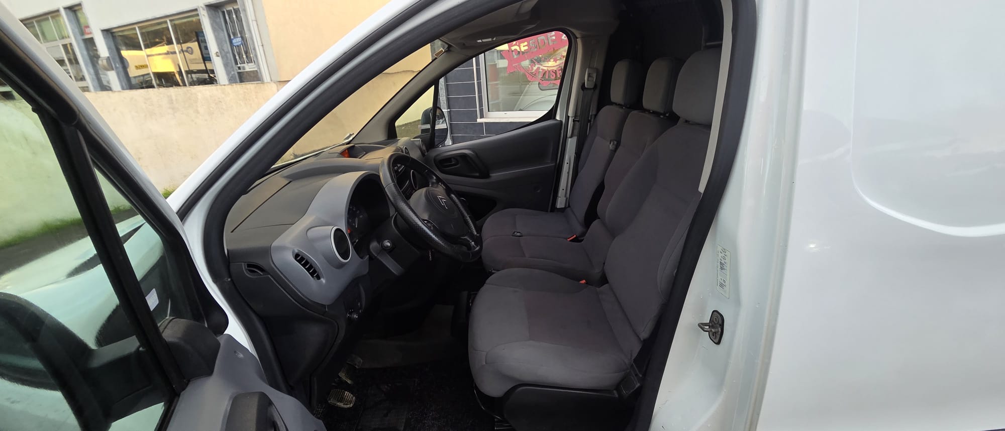 Citroen Berlingo 1.6 HDi    3 Lugares