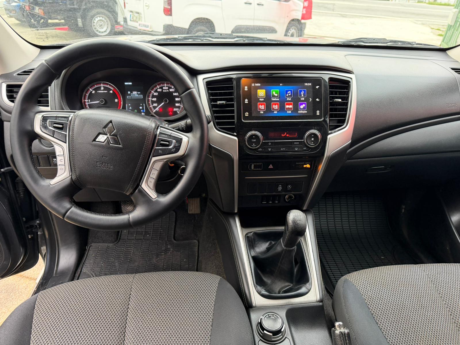 Mitsubishi L200 Strakar 4×4