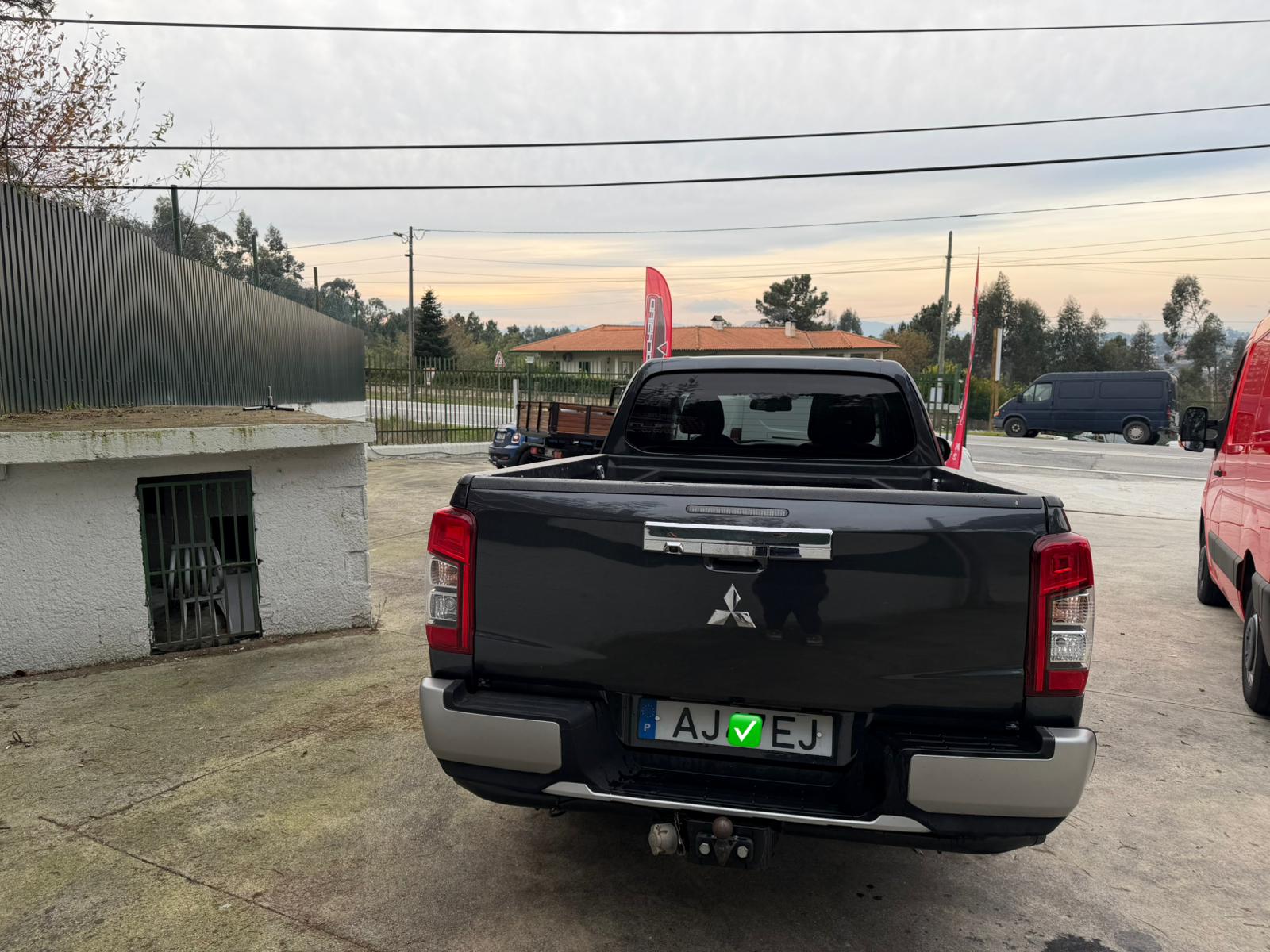 Mitsubishi L200 Strakar 4×4