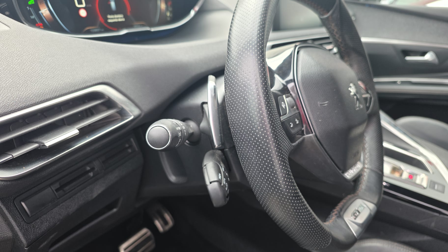 Peugeot 5008 Diesel 1.6 BlueHDi GT Line EAT6 7 Lugares