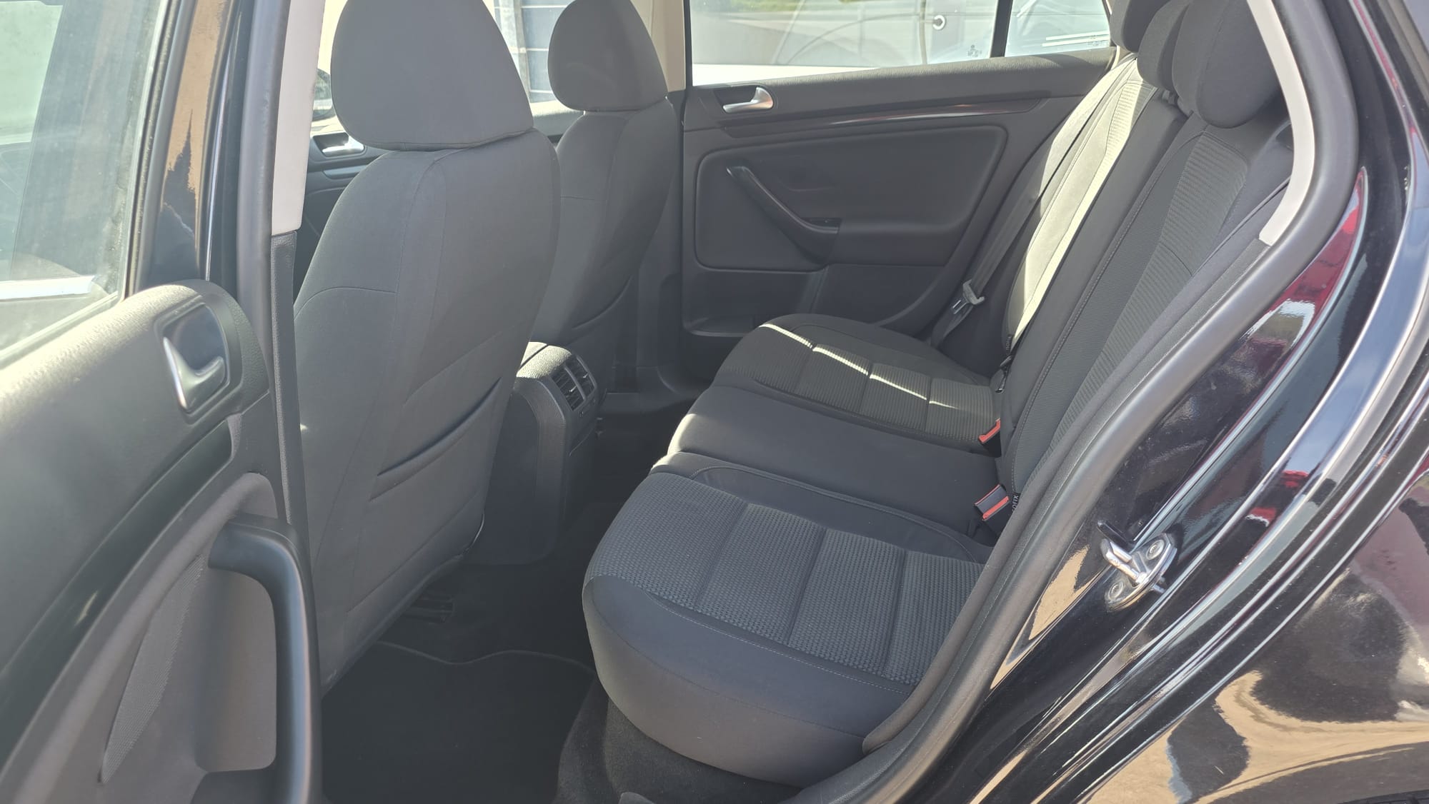 Volkswagen 1.6 TDI Variant Hihgline