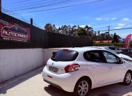 PEUGEOT 208  1.2 PURE TECH ALLURE