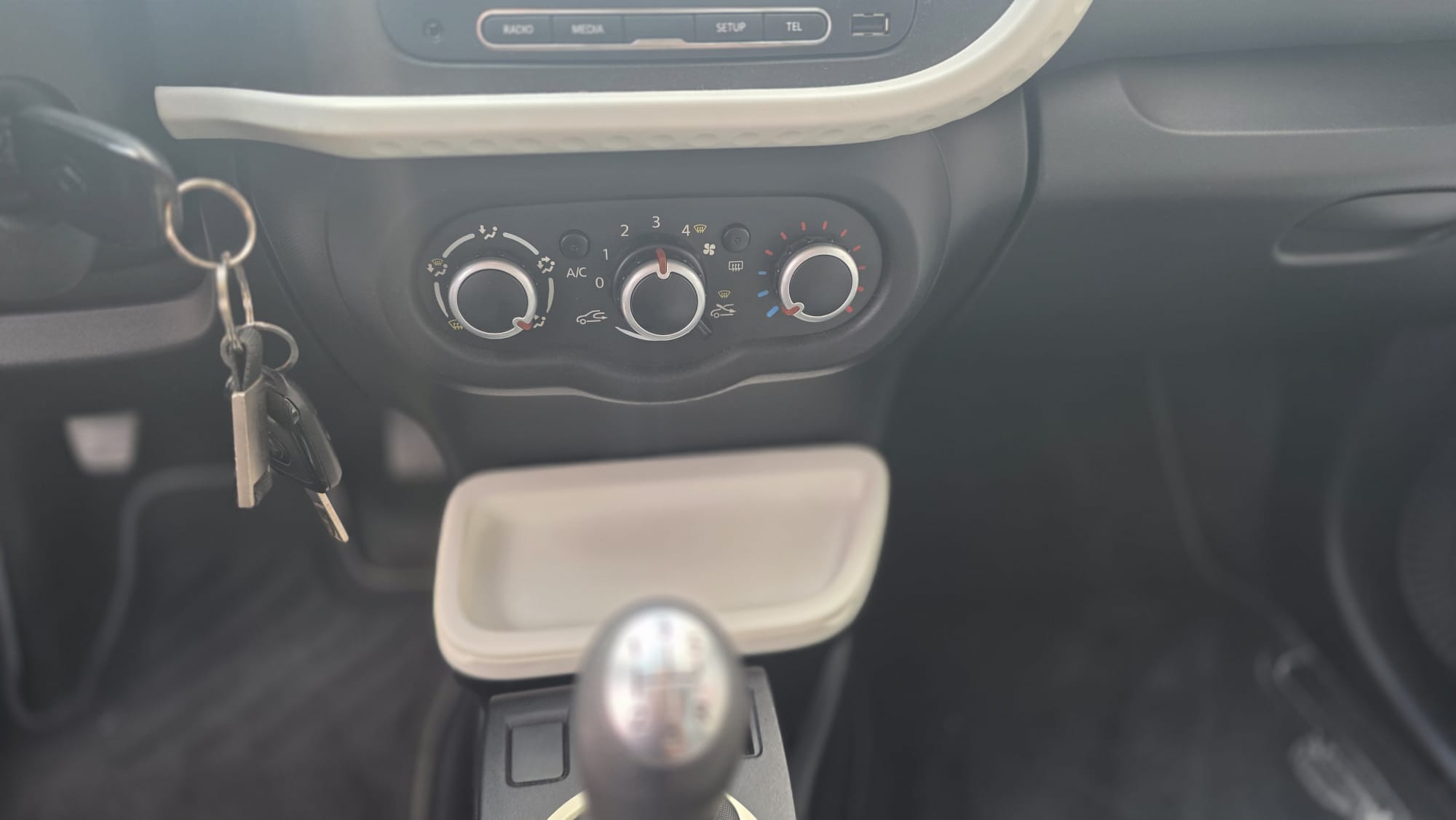 Renault Twingo Sce 70 Night & Day