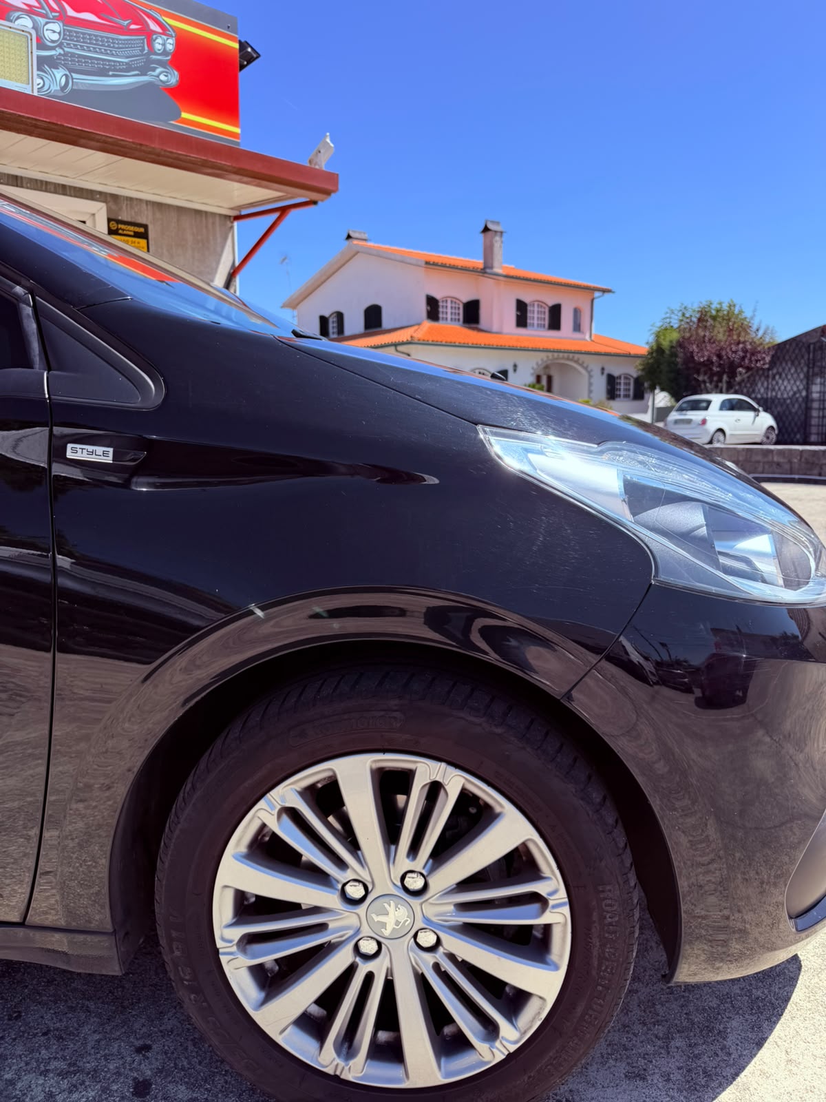 Peugeot 208 1.2 e-VTi Style