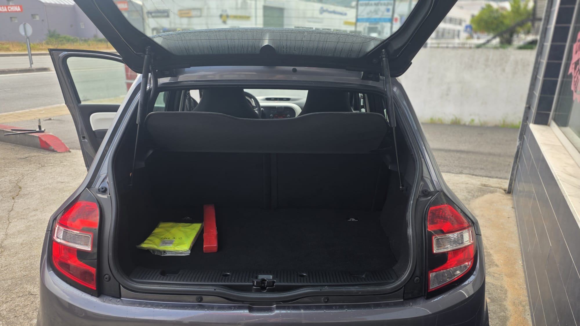 Renault Twingo Sce 70 Night & Day