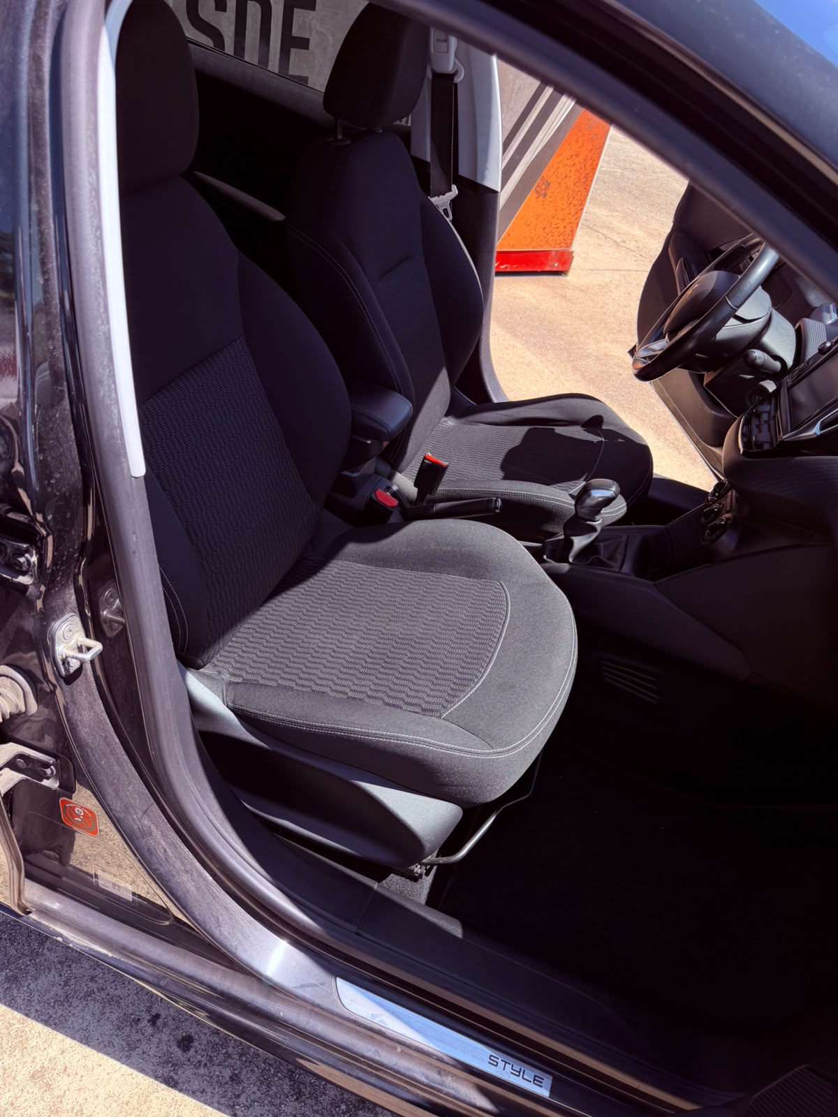 Peugeot 208 1.2 e-VTi Style