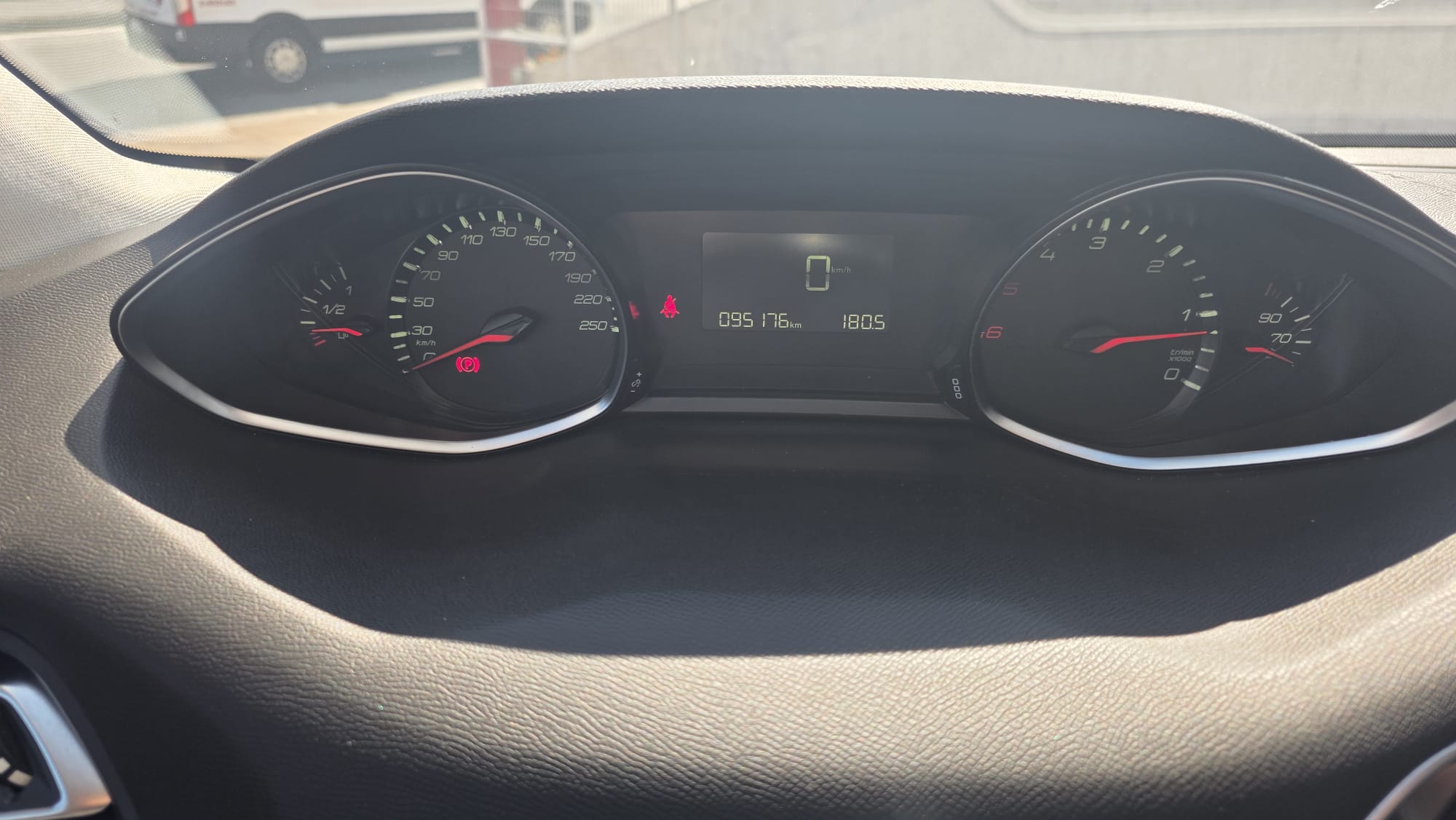 PEUGEOT 308 SW STYLE 1.5 HDI
