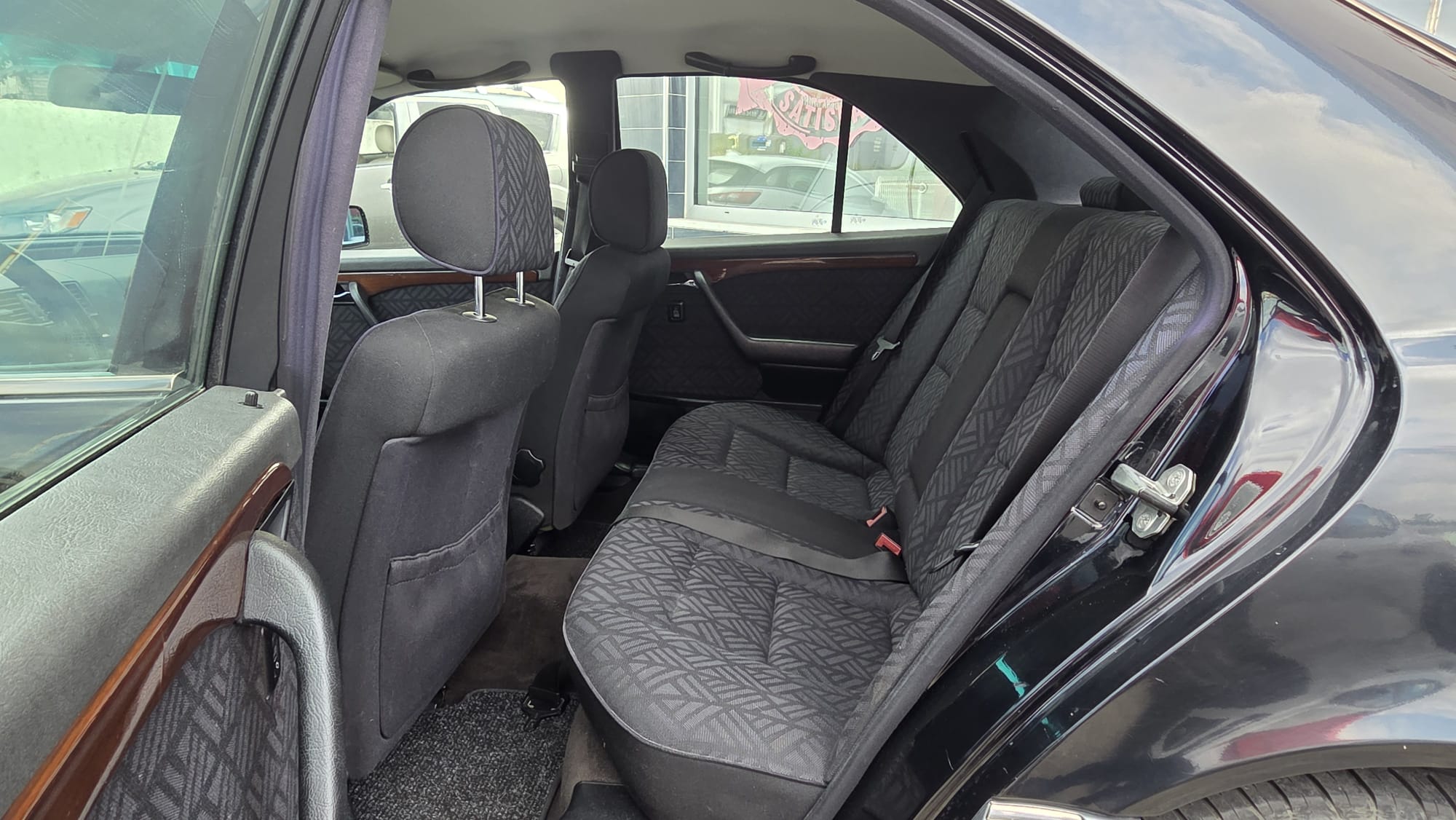 MERCEDES C250
