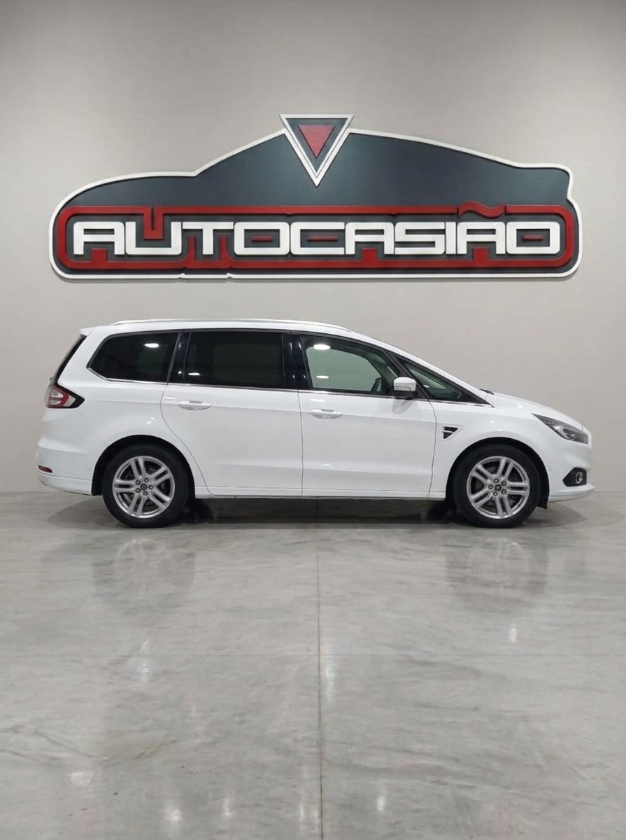 Ford S-Max 2.0 TDCi Titanium 7 Lugares