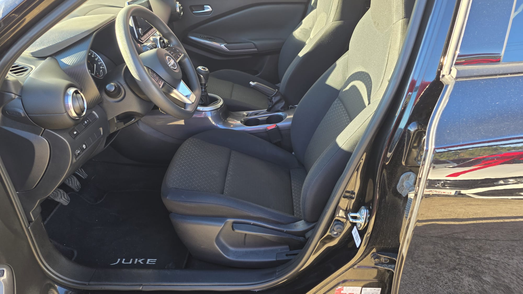 NISSAN Juke 1.0 DIG-T N-Connecta