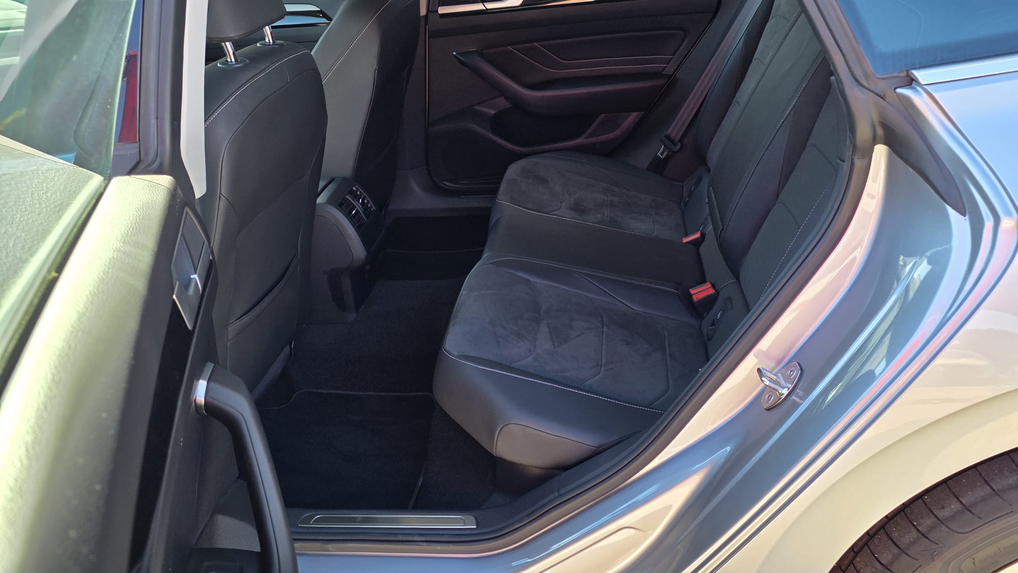 VOLKSWAGEN Arteon 1.4 TSI eHybrid Elegance