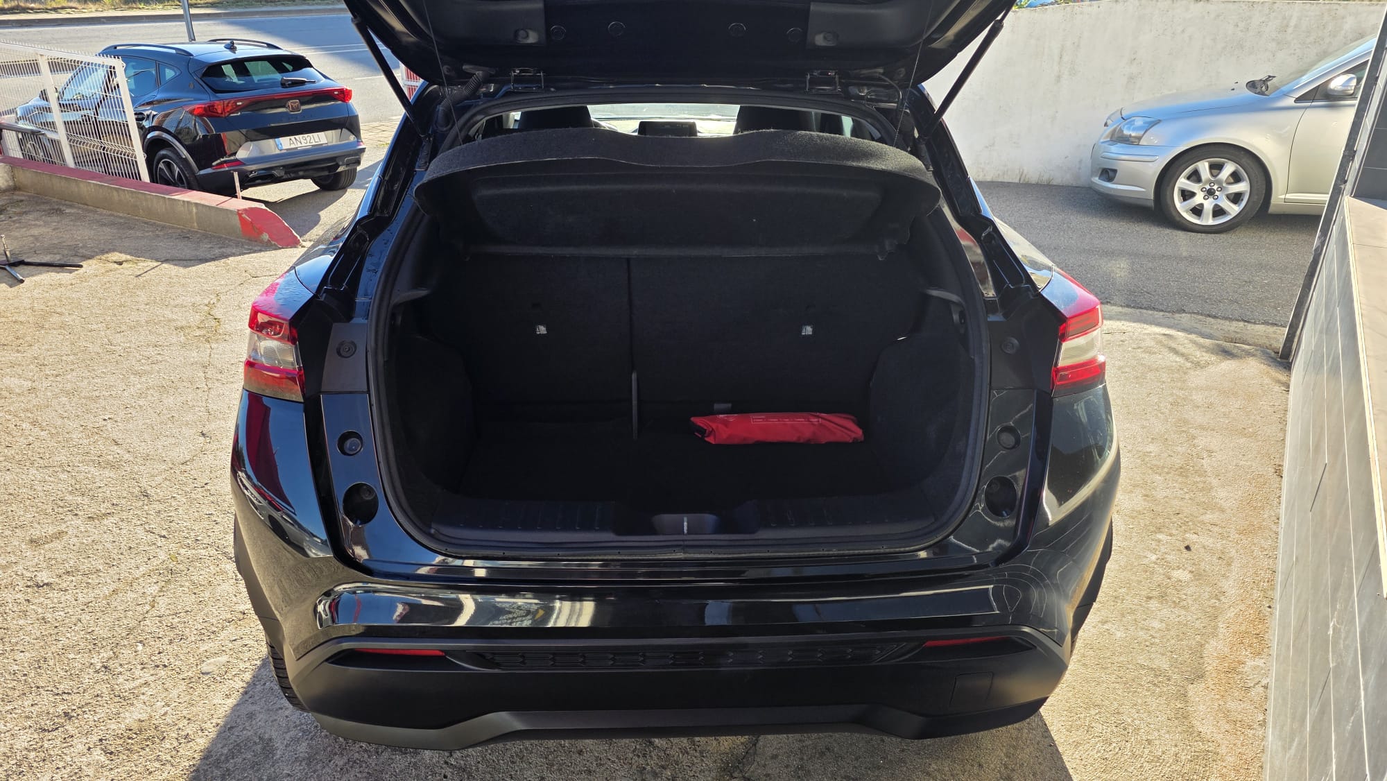 NISSAN Juke 1.0 DIG-T N-Connecta